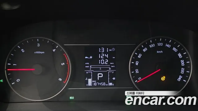 SsangYong Rexton 2019 thumb 8