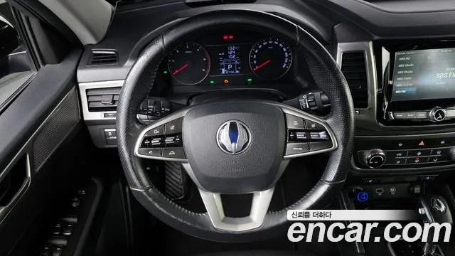 SsangYong Rexton 2019 thumb 12
