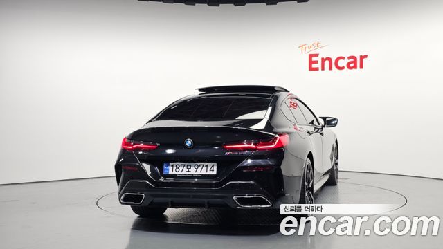 BMW 8 серии 2023 thumb 5