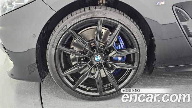 BMW 8 серии 2023 thumb 6