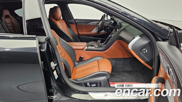 BMW 8 серии 2023 thumb 12