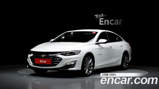 Chevrolet Malibu 2021 thumb 2