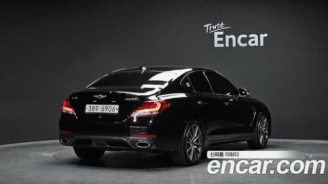 Genesis G70 2019 thumb 2