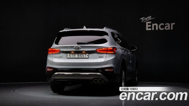 Hyundai Santa Fe 2019 thumb 5