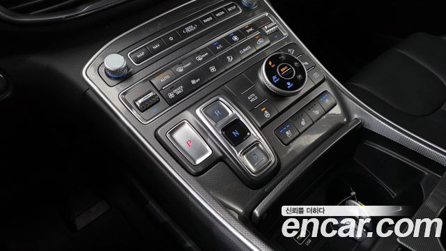 Hyundai Santa Fe 2023 thumb 10