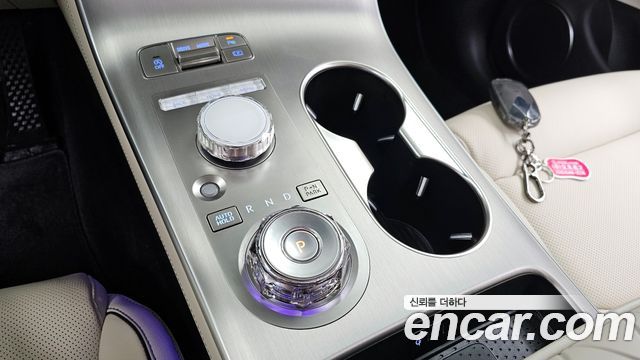 Genesis GV70 2024 thumb 10