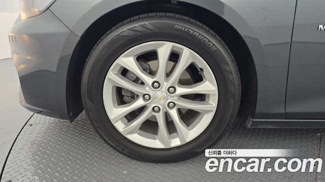 Chevrolet Malibu 2017 thumb 5