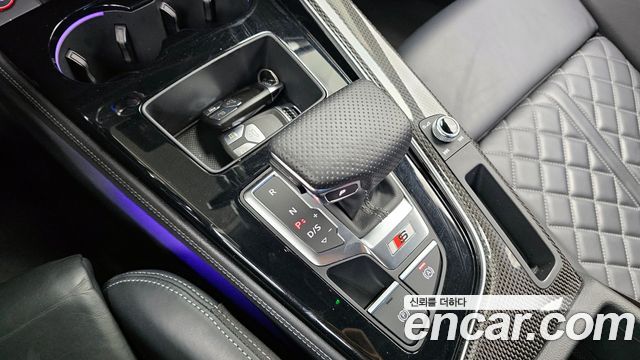 Audi S4 2021 thumb 10
