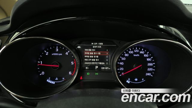 Kia Carnival 2019 thumb 8