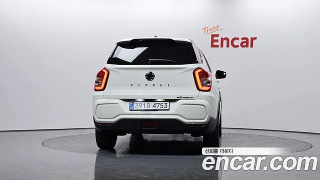 SsangYong Tivoli 2023 thumb 4