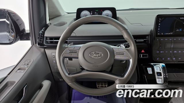 Hyundai Staria 2022 thumb 12