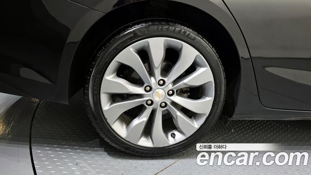Chevrolet Malibu 2018 thumb 5