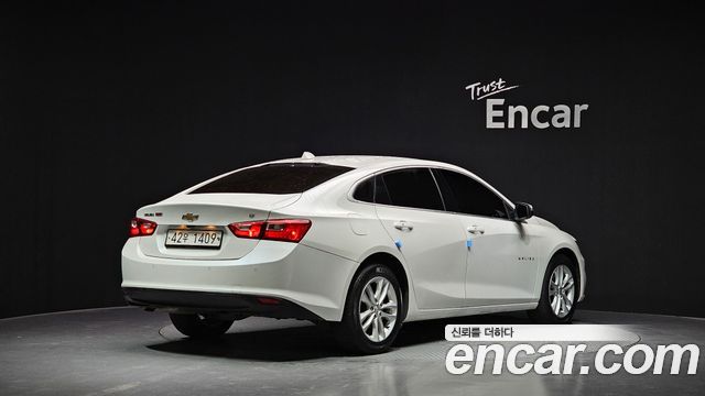 Chevrolet Malibu 2018 thumb 3