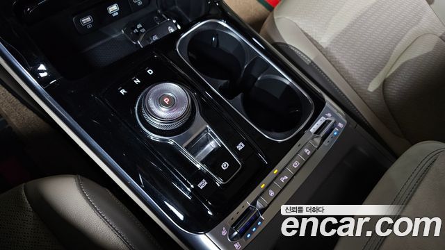 Kia Carnival 2021 thumb 9