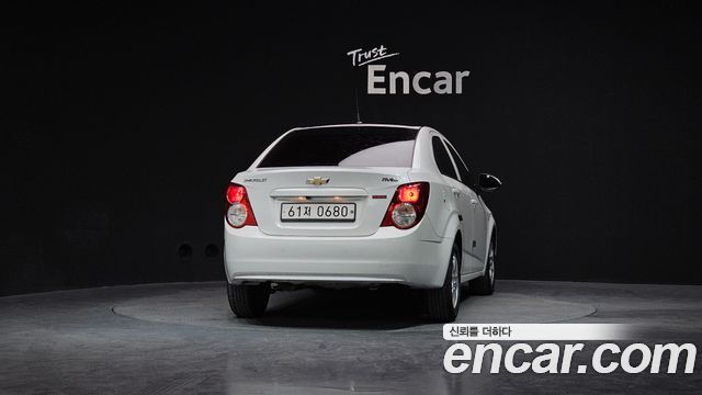 Chevrolet Aveo 2016 thumb 5