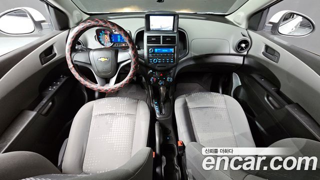 Chevrolet Aveo 2016 thumb 8
