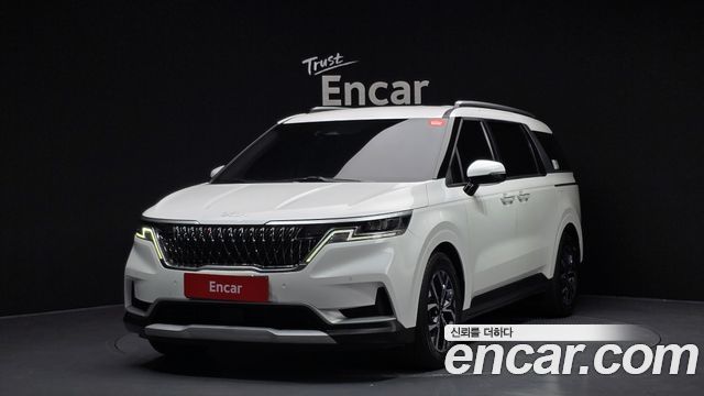 Kia Carnival 2021 thumb 2