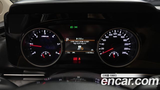 Kia Carnival 2021 thumb 9