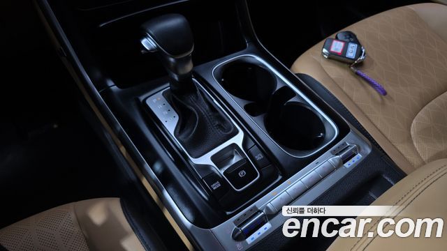 Kia Carnival 2021 thumb 10