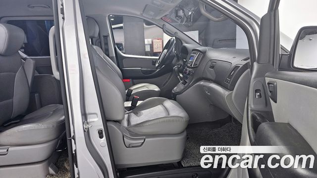 Hyundai Starex 2019 thumb 11