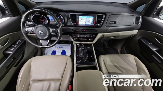 Kia Carnival 2014 thumb 7
