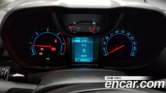Chevrolet Orlando 2016 thumb 8