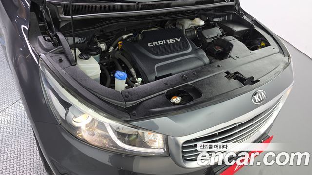 Kia Carnival 2016 thumb 7