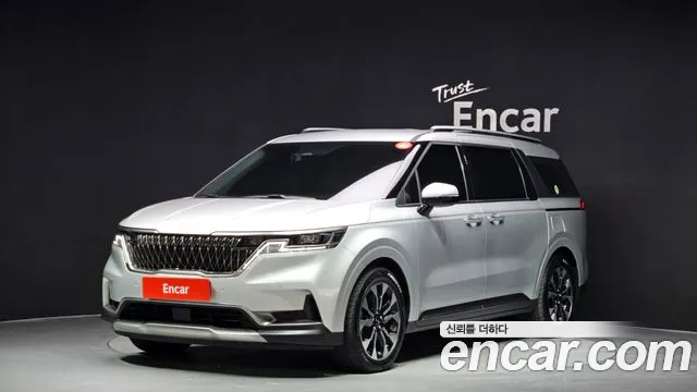 Kia Carnival 2022 thumb 2