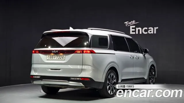 Kia Carnival 2022 thumb 3
