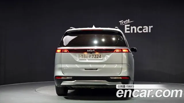 Kia Carnival 2022 thumb 5