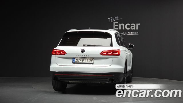 Volkswagen Touareg 2022 thumb 4