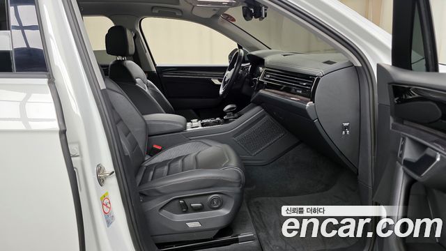 Volkswagen Touareg 2022 thumb 10