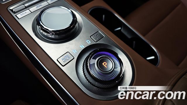 Genesis GV70 2023 thumb 10