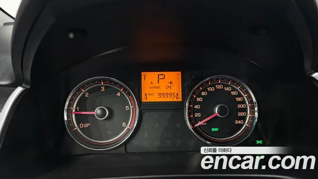 SsangYong Korando 2017 thumb 9