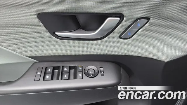 Hyundai Kona 2025 thumb 10