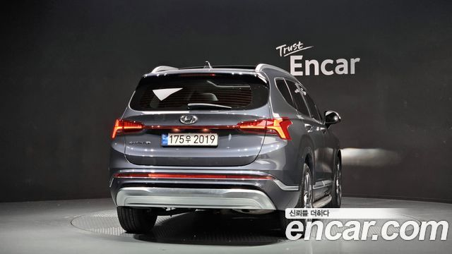 Hyundai Santa Fe 2021 thumb 5