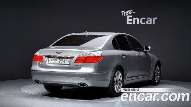 Hyundai Genesis 2008 thumb 3