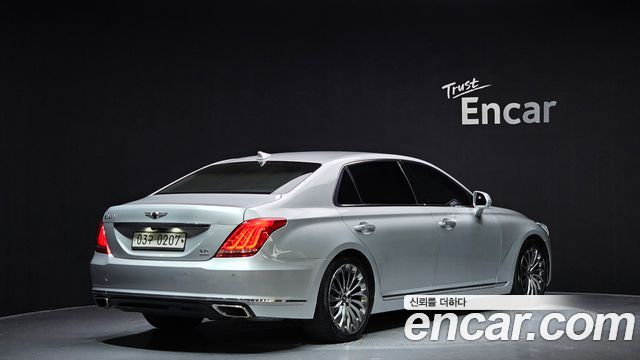 Genesis G90 2016 thumb 3