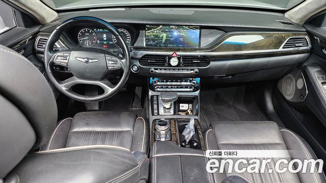 Genesis G90 2016 thumb 8