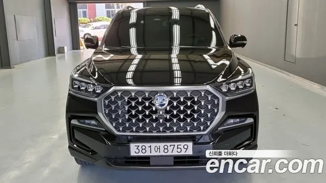 SsangYong Rexton 2021 thumb 4