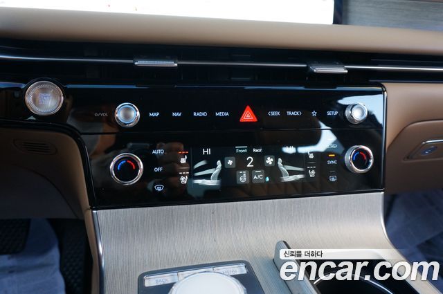 Genesis G80 2025 thumb 12