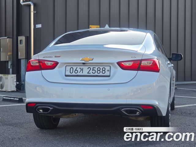 Chevrolet Malibu 2018 thumb 3