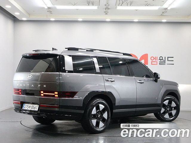 Hyundai Santa Fe 2023 thumb 4