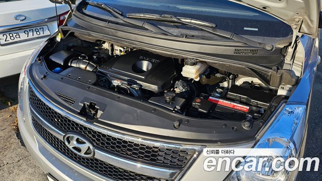 Hyundai Starex 2015 thumb 6
