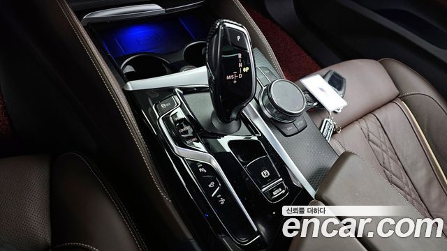 BMW 3 серии GT 2023 thumb 10