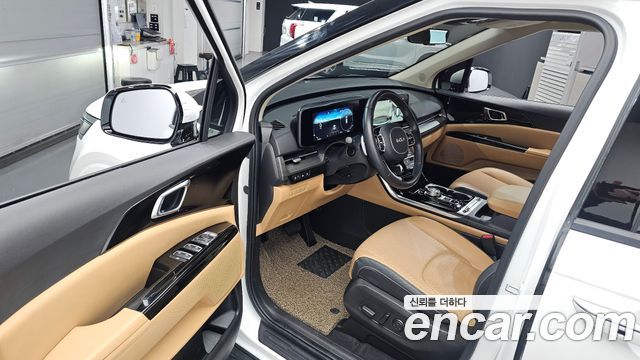 Kia Carnival 2022 thumb 10