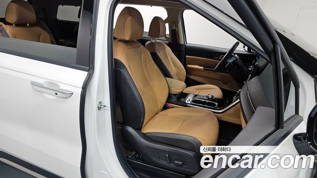 Kia Carnival 2022 thumb 11