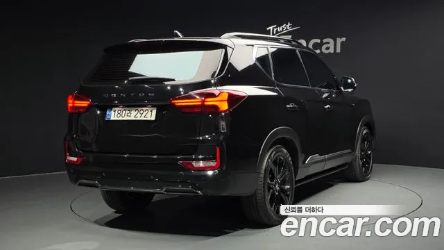 SsangYong Rexton 2021 thumb 3