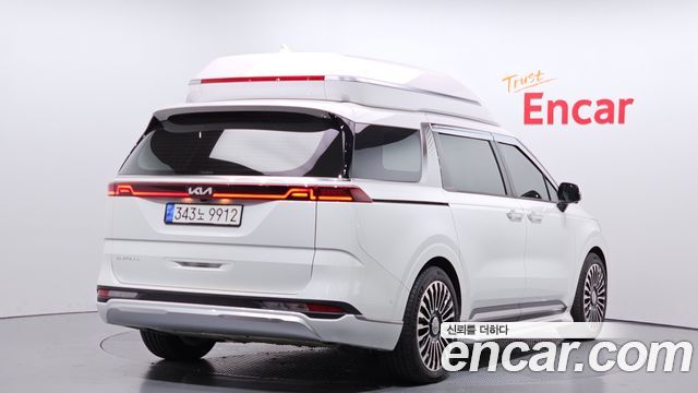 Kia Carnival 2023 thumb 3
