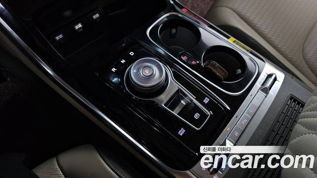 Kia Carnival 2023 thumb 9